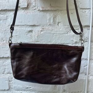 The Wren: mahogany | dark brown zip + amber & umber lining | limited